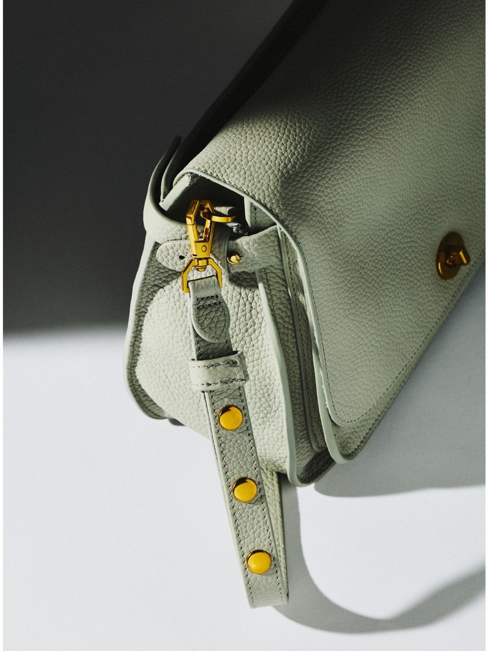 NEW By Anthropologie Porter Leather Bag in Light Grey - Picture 4 of 8